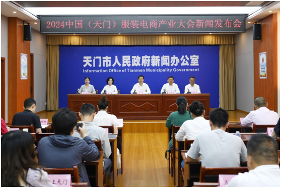 天门李培刚最新工作,天门李培刚的最新工作，与自然美景的邂逅，寻找内心的平和之旅